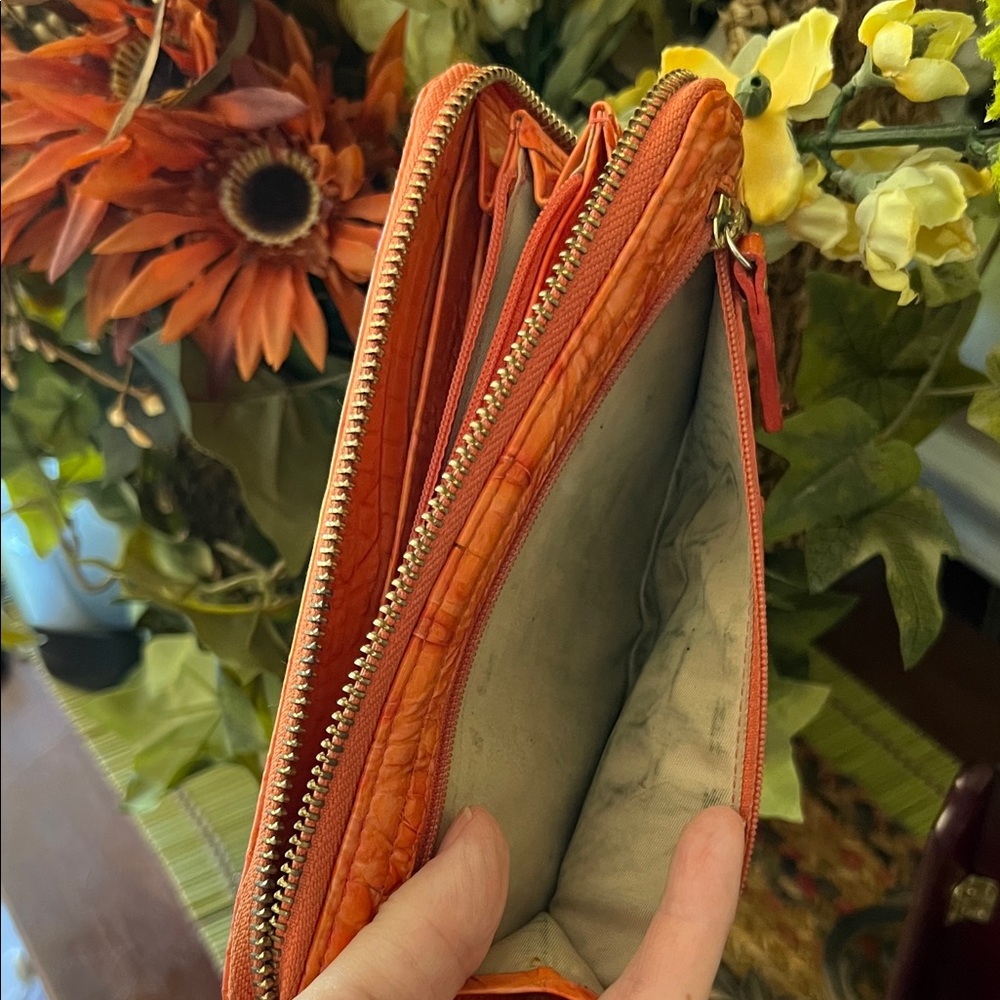 Brahmin Orange/Coral Croc-Embossed Zip Around Wallet -Leather. USED but GUC - Picture 9 of 15